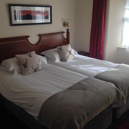 Highlander Inn Craigellachie Extérieur photo