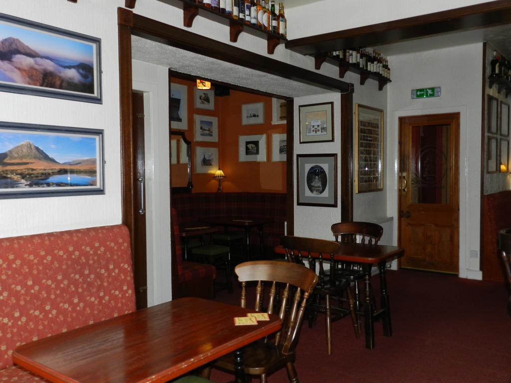 Highlander Inn Craigellachie Extérieur photo